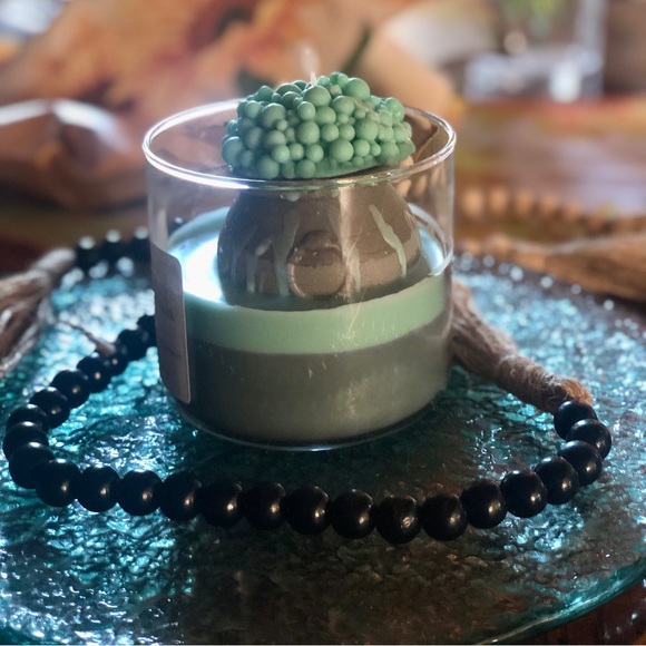 Caldron Candle - Picture 3 of 3